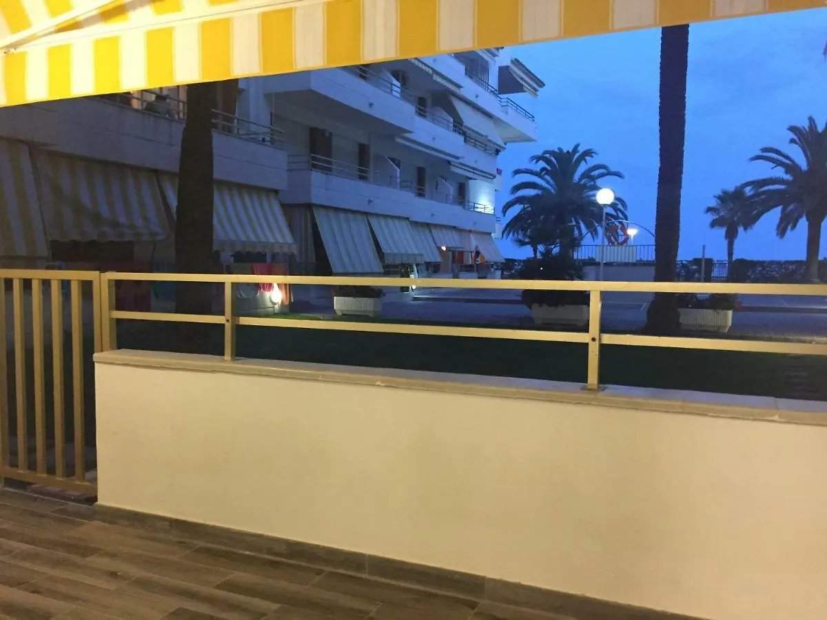 Apartaments Colibri Cambrils 0*,
